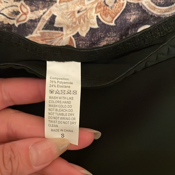 SHEIN Black Shapewear Shorts - Picture 5 of 8